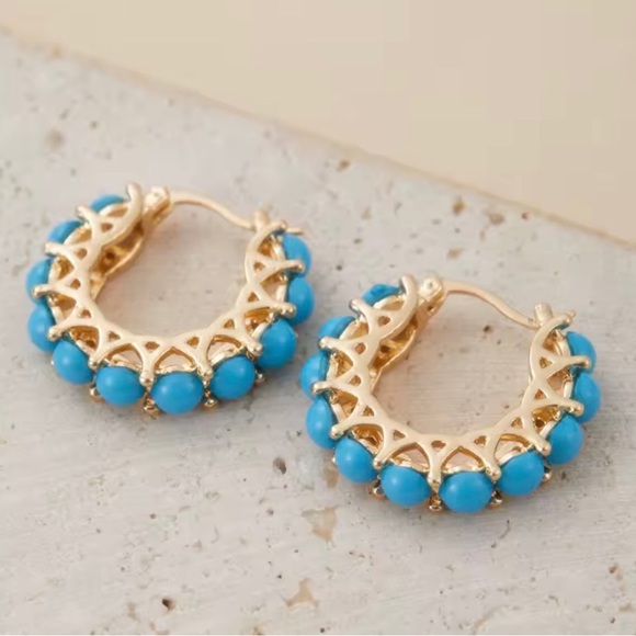 On Trend 14k Gold Turquoise Blue Mid Sized Huggie Earrings - Picture 2 of 2